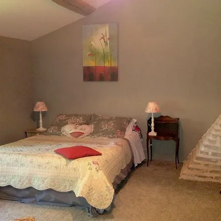 Bed & Breakfast D'hotes Les Granges Neuves Confrancon